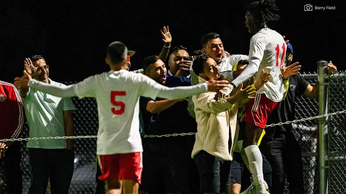fc london players celebrate